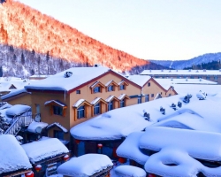 TOP 5 MÓN NHẤT ĐỊNH PHẢI THỬ Ở CÁP NHĨ TÂN – ẨM THỰC NÓNG GIỮA TRỜI ÂM 30°C