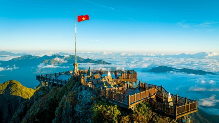 HÀ NỘI - SAPA - BẢN CÁT CÁT - FANSIPAN TẾT 2025
